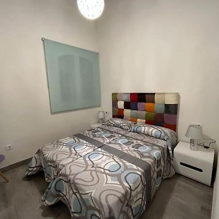 Apartamento Veedor Buenas Companias Cadiz Exterior photo